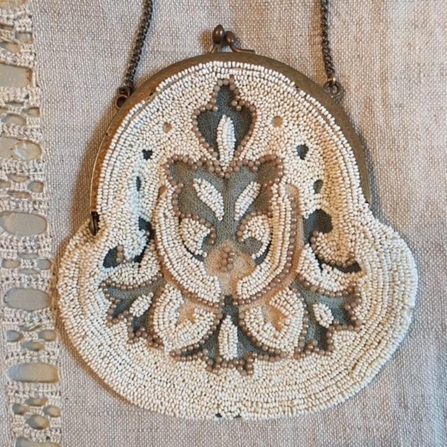 Vintage handbags & luggage