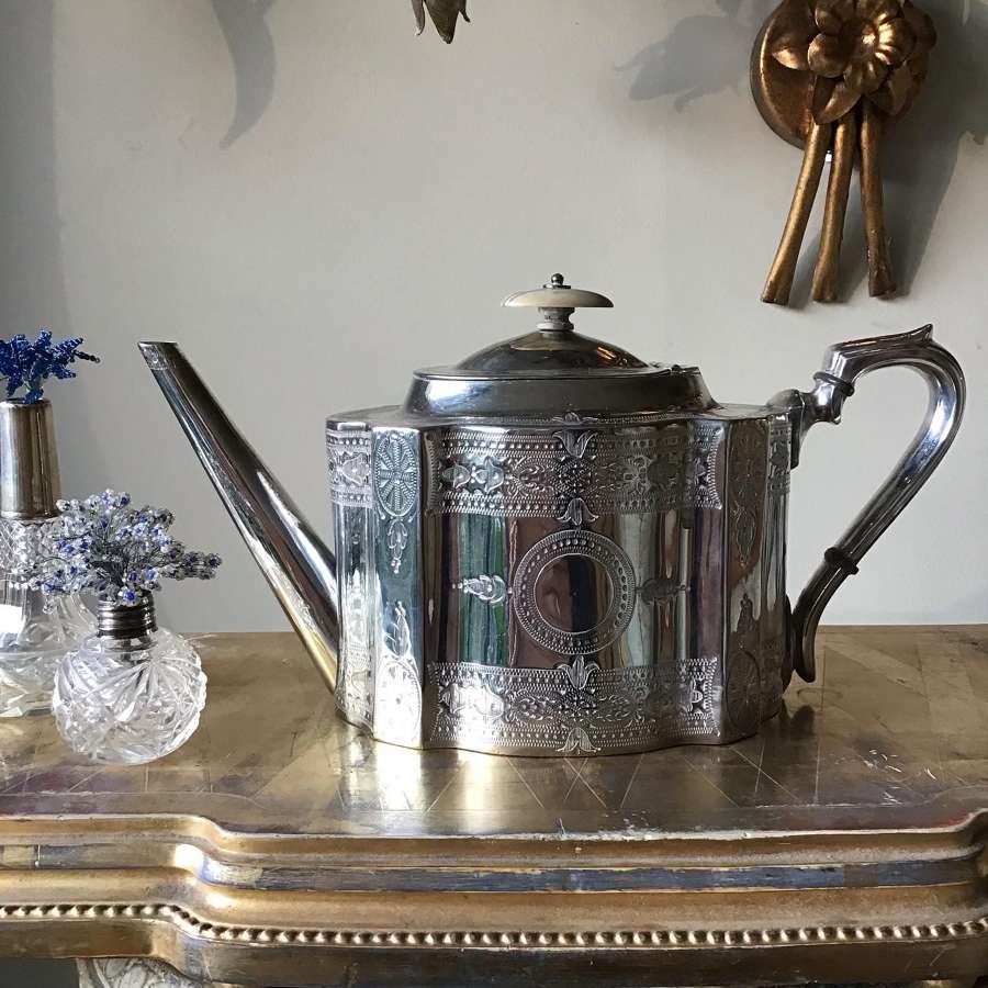 Silver tea and coffee ware