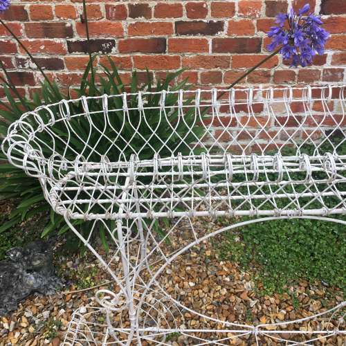 Post War wirework planter in good condition