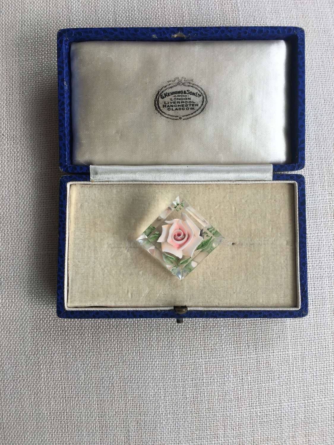 Vintage lucite brooch pink rose
