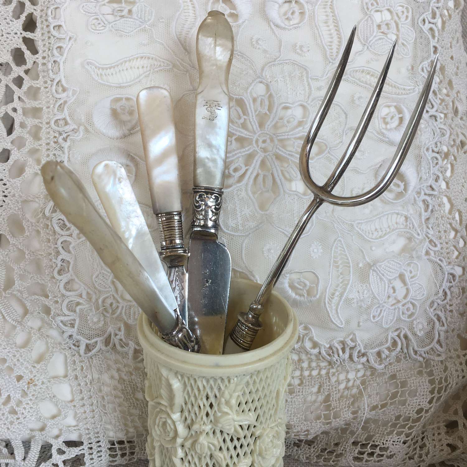 Silver and silver plated mother of pearl cutlery