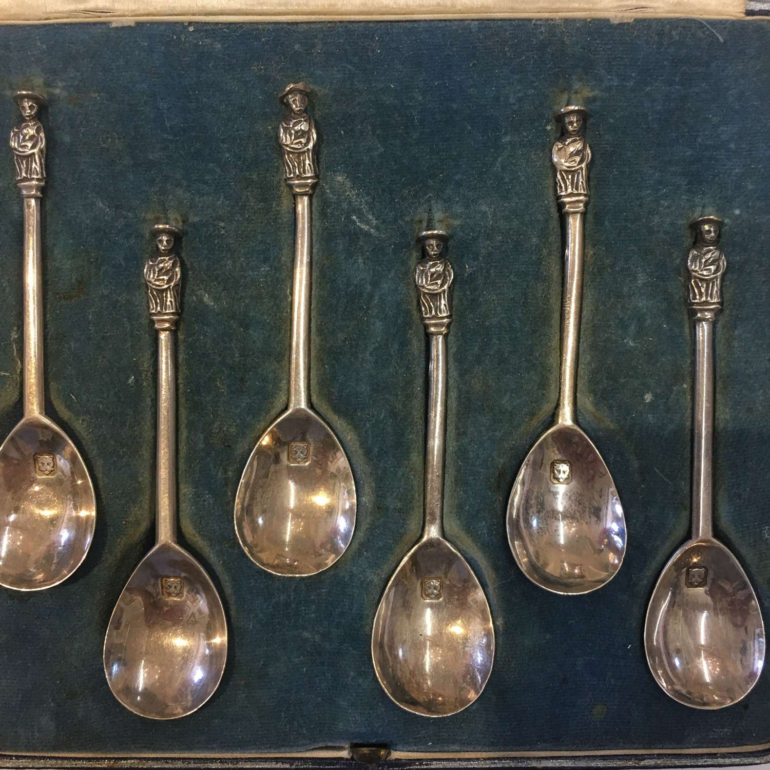 Hallmarked 1936 London set of six spoons