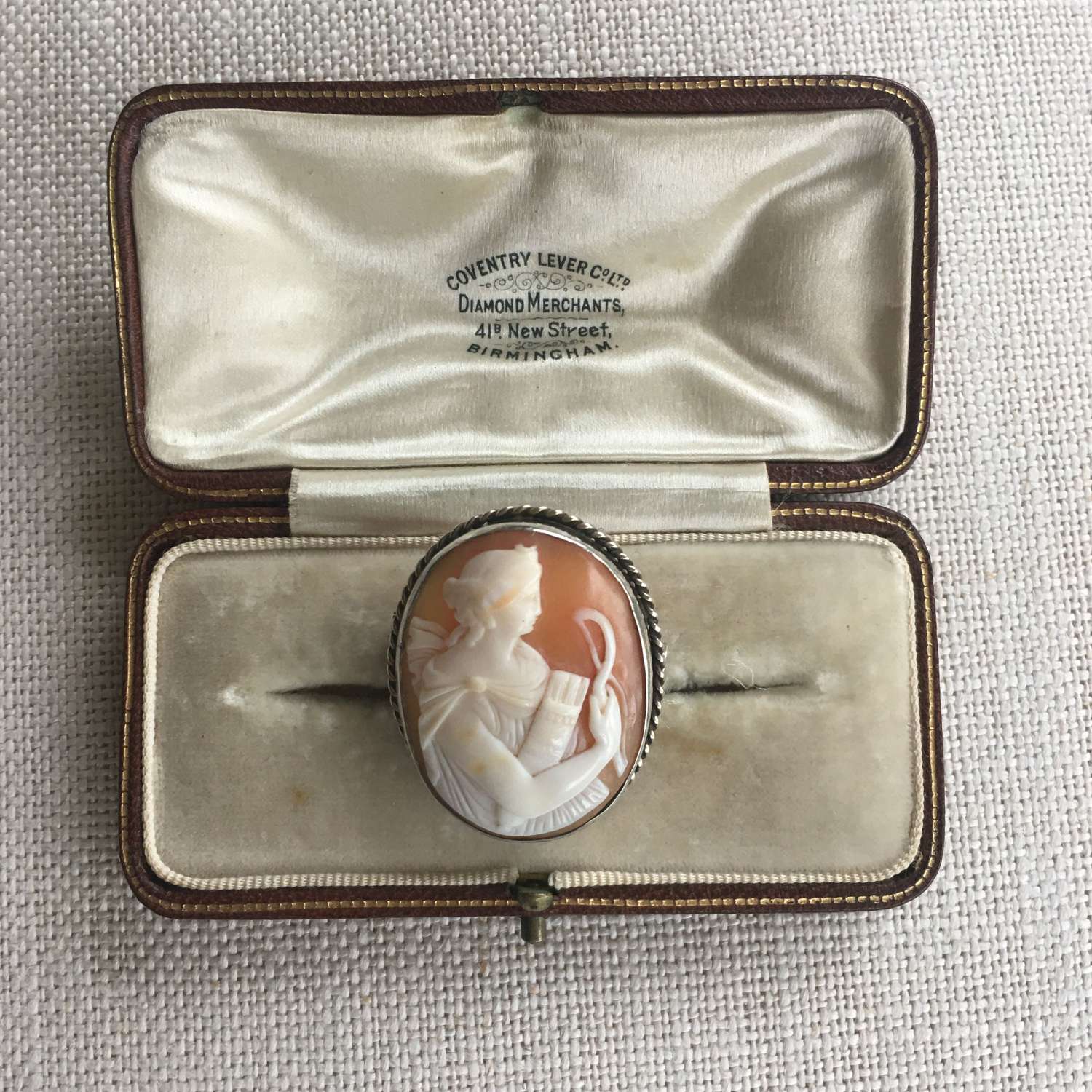 Silver shell cameo brooch Of Diana the huntress