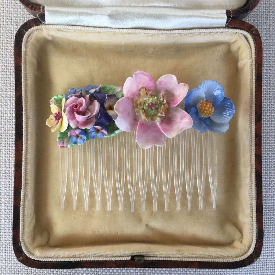 Vintage china flower hair comb