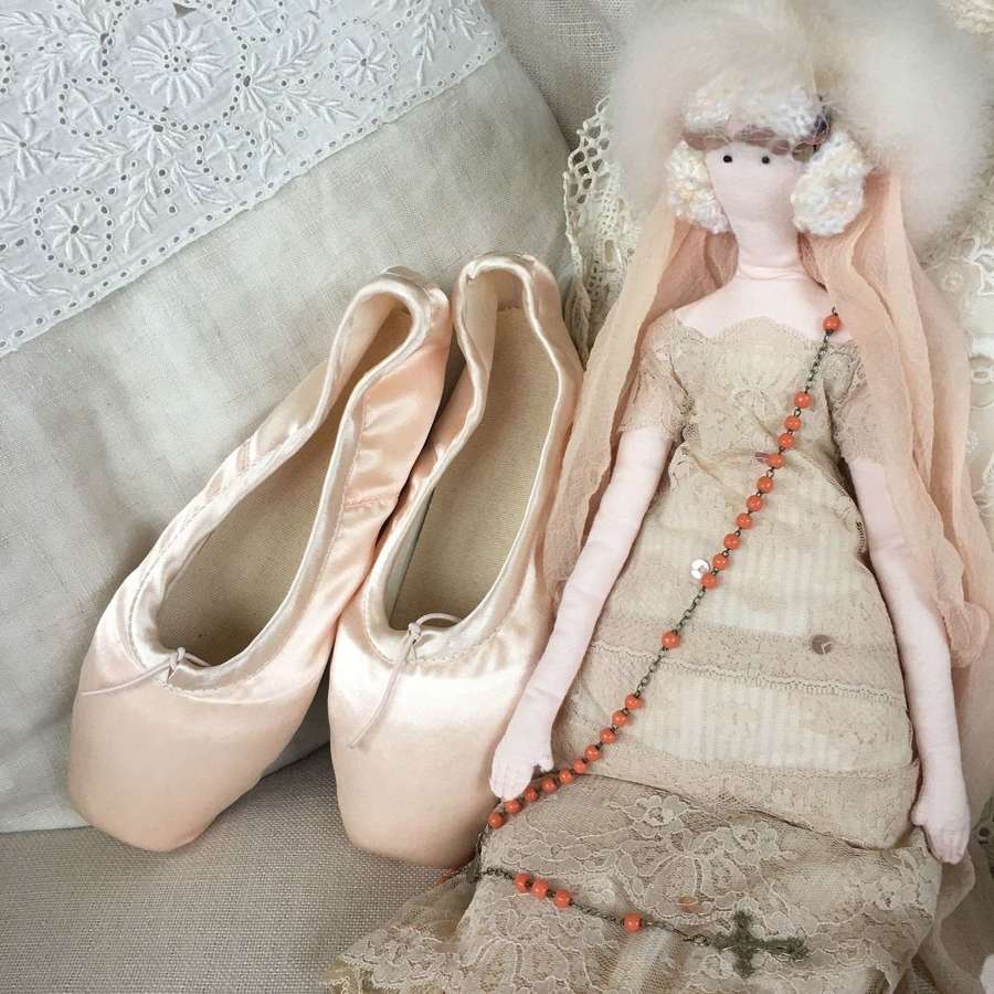 Pale pink satin ballet shoes unworn