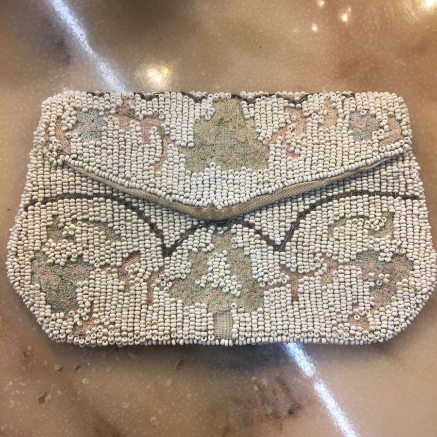 Antique beaded bag cream