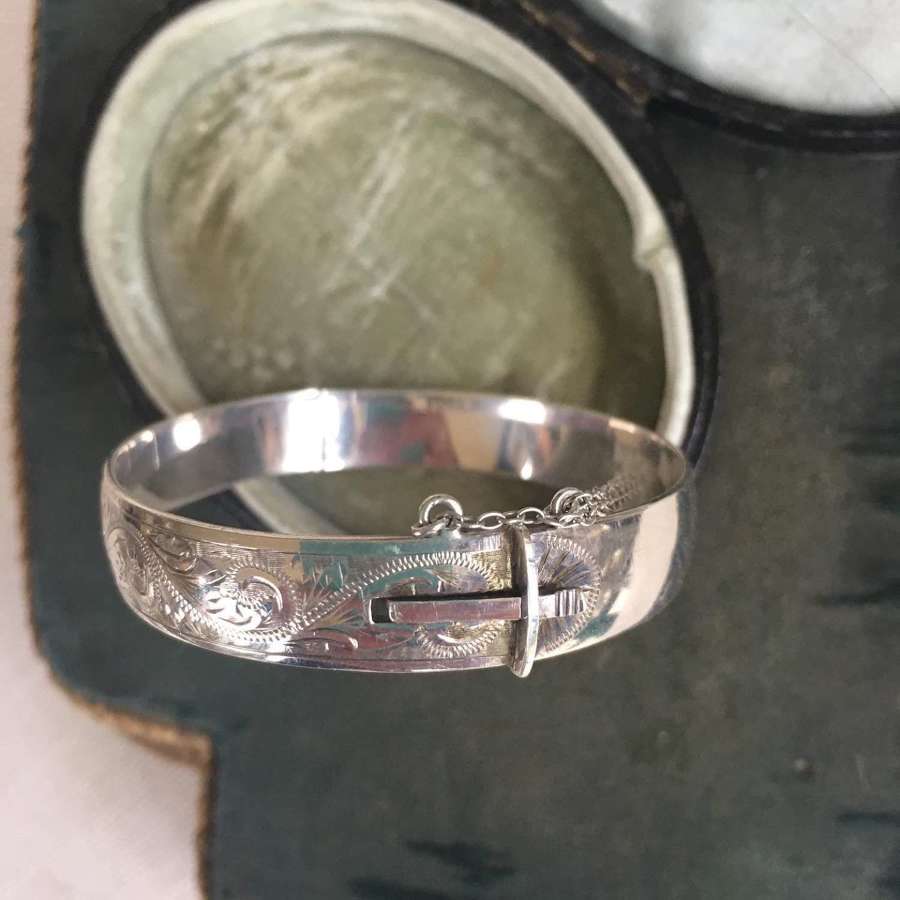 Vintage solid silver h/m Birmingham1960