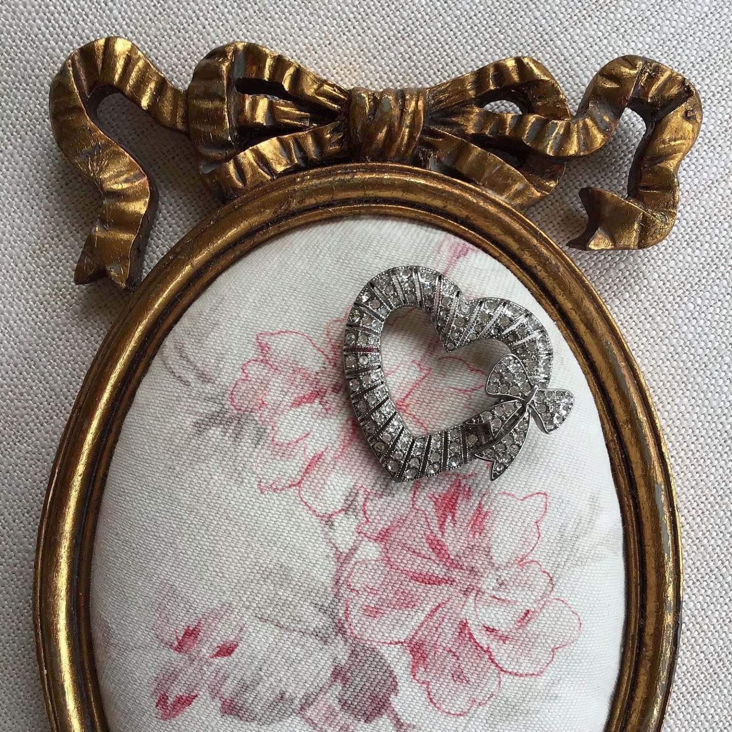 Contemporary Valentine paste heart brooch with bow