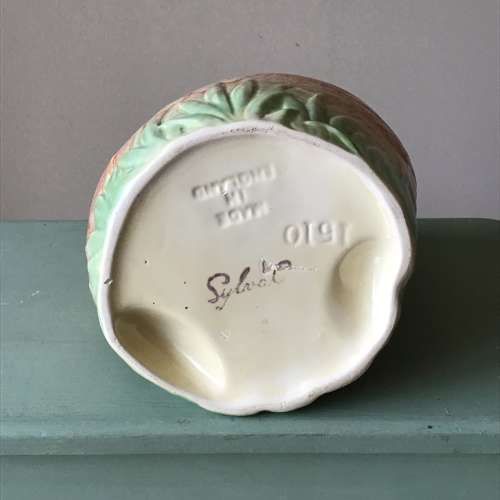 Vintage Sylvac beige bunny vase