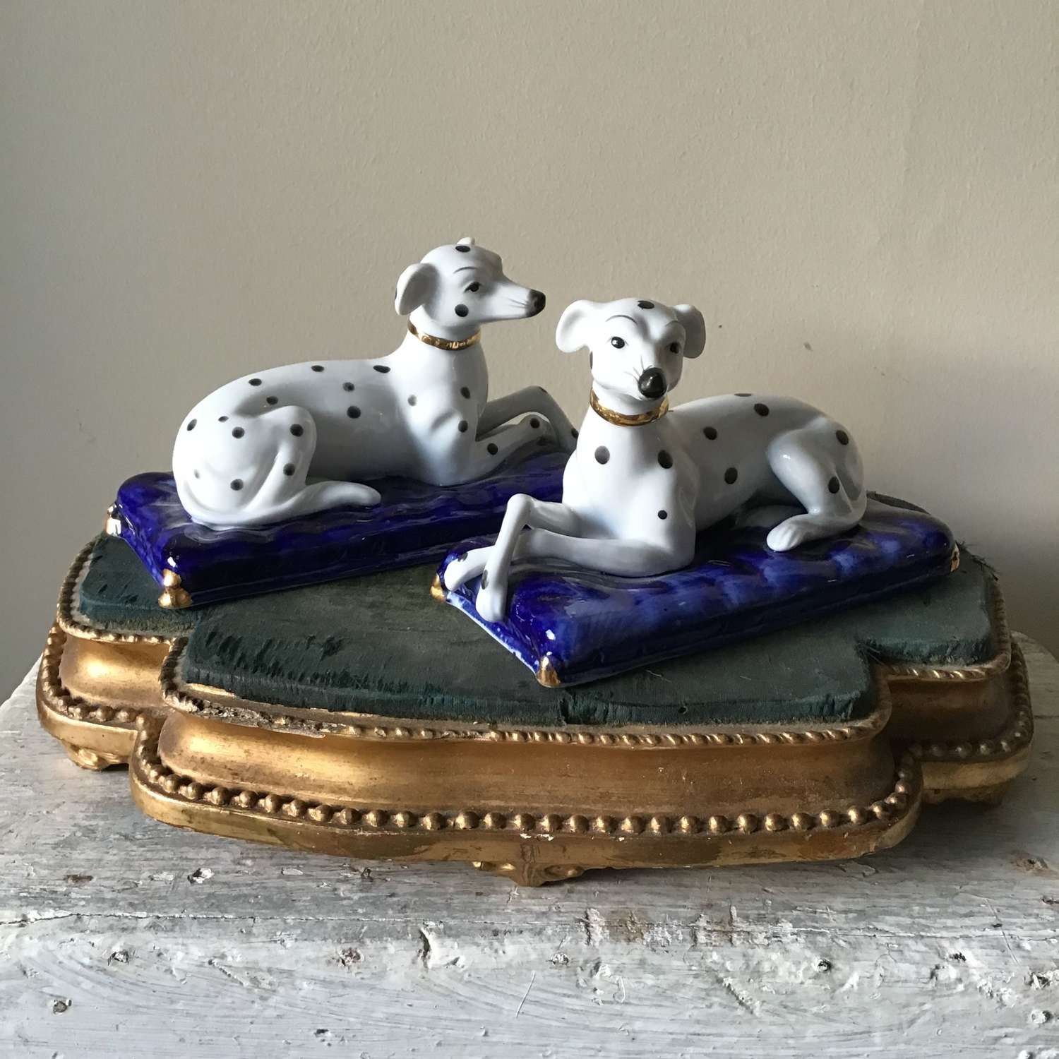 A pair of Staffordshire style dalmations