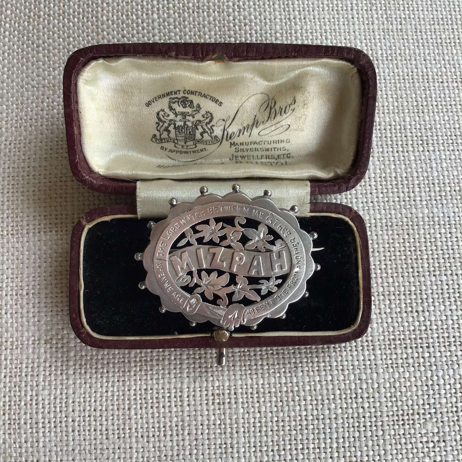Hallmarked Chester 1891 silver MIZPAH brooch
