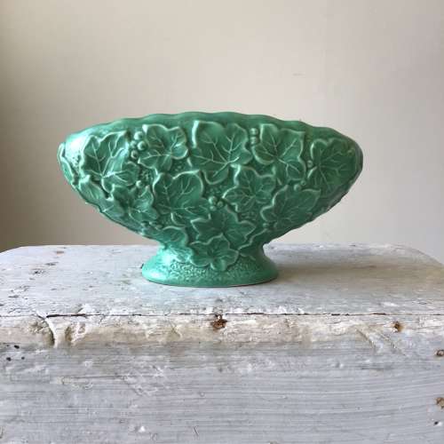 Vintage Sylvac ivy leaf planter