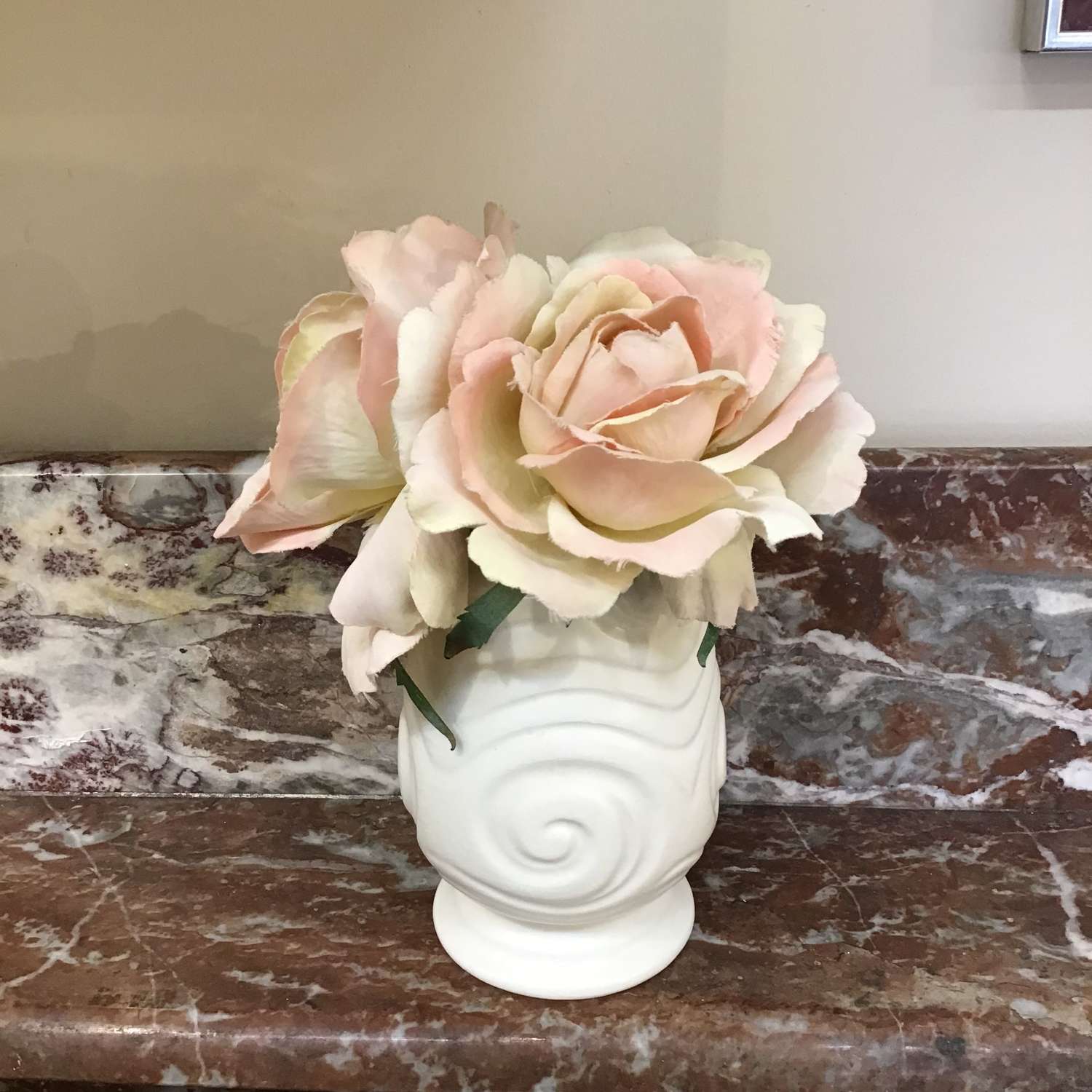 Vintage Sylvac cream vase no. 675