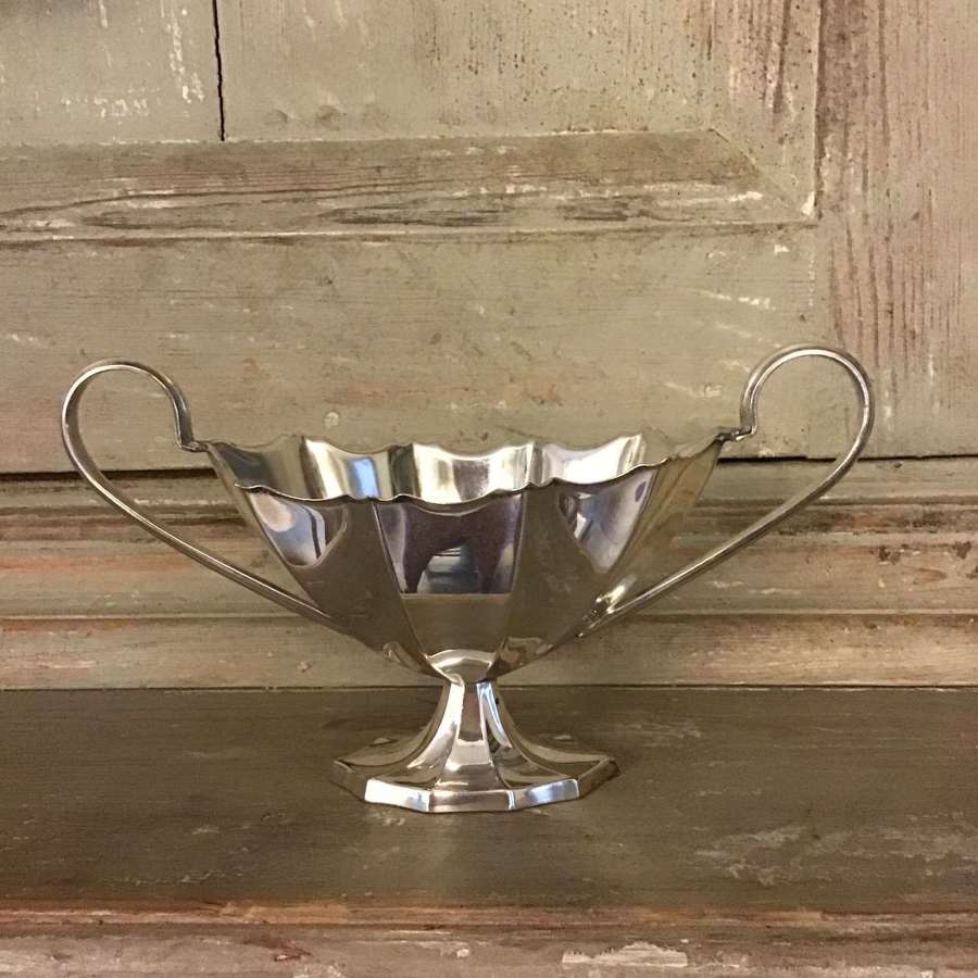 Vintage silver plated shell shaped urn sweet dish, poesy vase