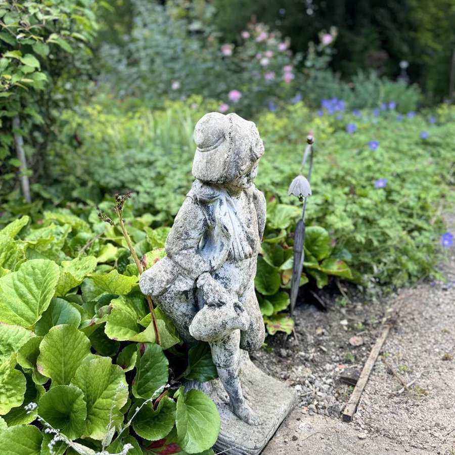 Vintage boy with jug garden ornament/water fountain