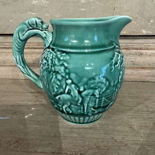 Vintage Wedgwood Etruria Majolica hunting scene jug with hound handle