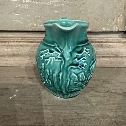 Vintage Wedgwood Etruria Majolica hunting scene jug with hound handle