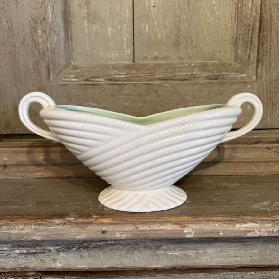 Art Deco Sylvac vase in cream/off white