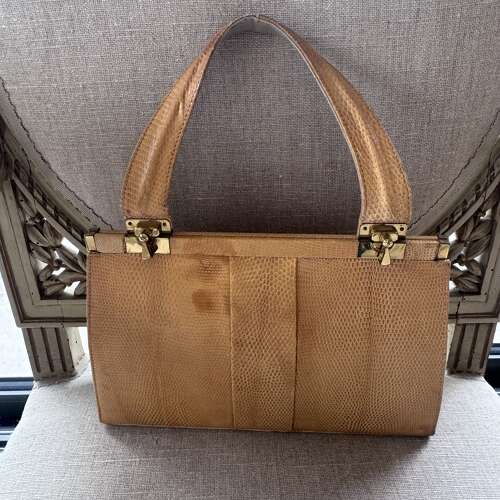 Vintage Jane Shilton lizardskin handbag with leather lining