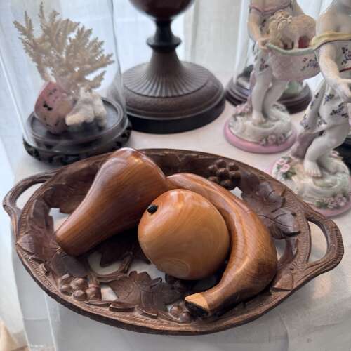 Antique German carved Black Forest carved grapes tray