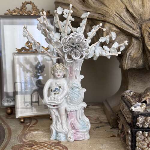 Victorian putti spill vase