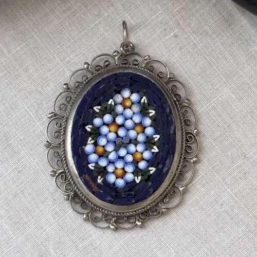 Vintage Italiian oval mosaic pendant with silver tone chain