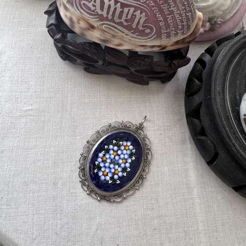Vintage Italiian oval mosaic pendant with silver tone chain